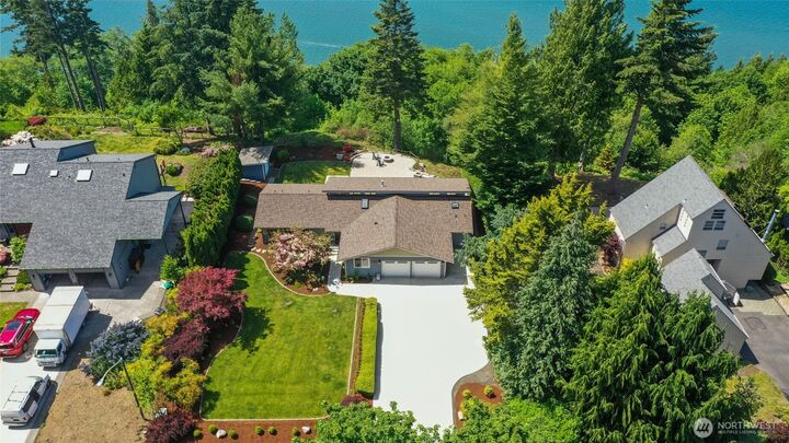Property Photo:  7713  78th Loop NW  WA 98502 
