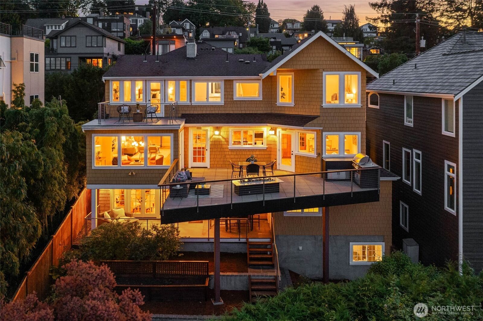 Property Photo:  1126  33rd Avenue S  WA 98144 
