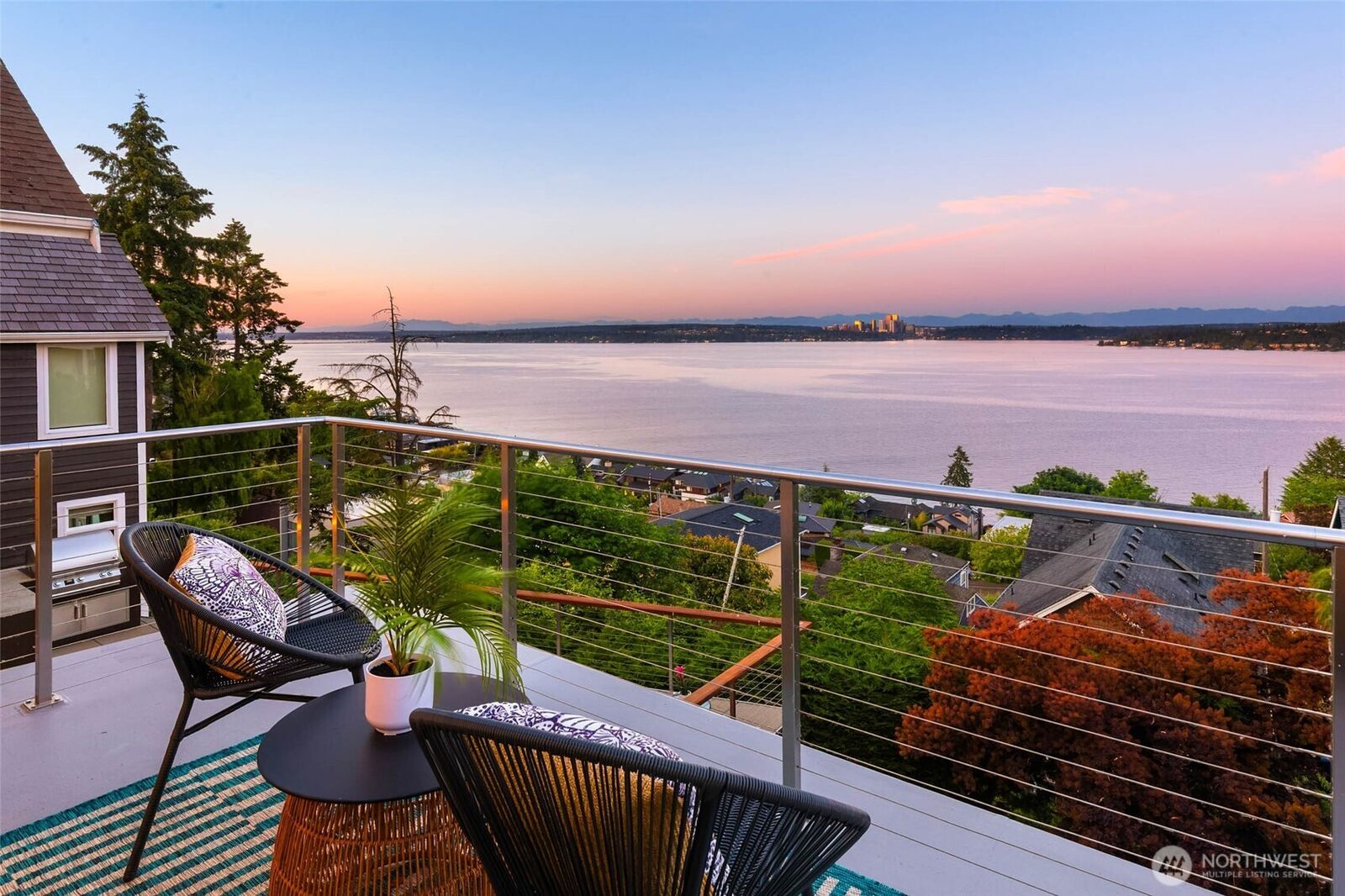 Property Photo: 1126 33rd Avenue S WA 98144