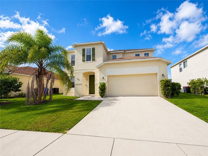 Property Photo: 754 Carriage Lake Way FL 32968