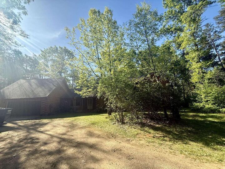 Property Photo:  N8158 Oak Hollow Trail  WI 53950 