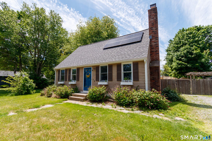 Property Photo:  15 Bluff Avenue  CT 06413 
