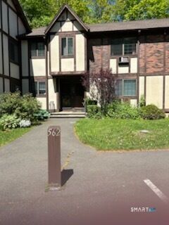 Property Photo: 562 Swanson Crescent 562 CT 06461