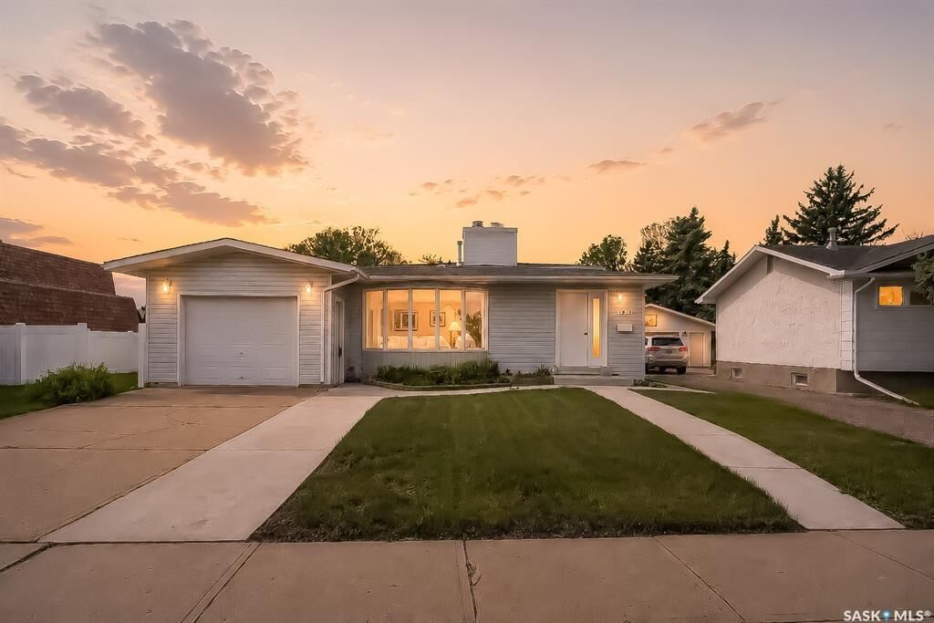 Property Photo: 1381 Prince Crescent SK S6H 6E6