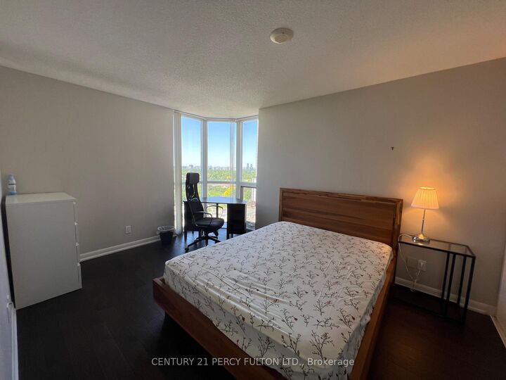 Property Photo: 5791 Yonge Street 1803 ON M2M 0A8