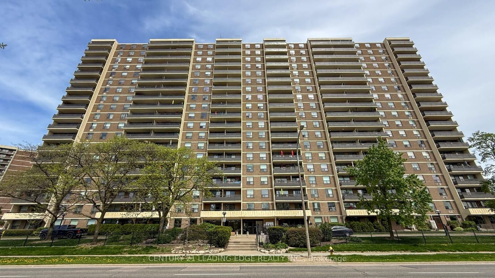 Property Photo: 511 The West Mall Road 1908 ON M9C 1G5