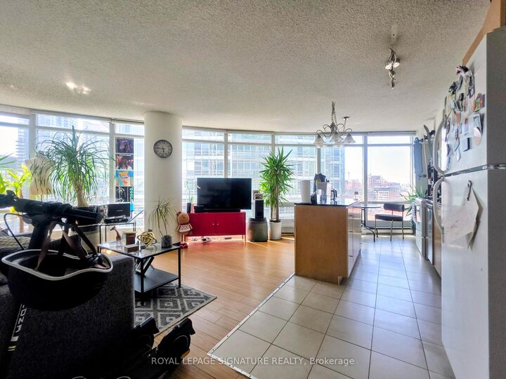 Property Photo: 373 Front Street W 1703 ON M5V 3R7