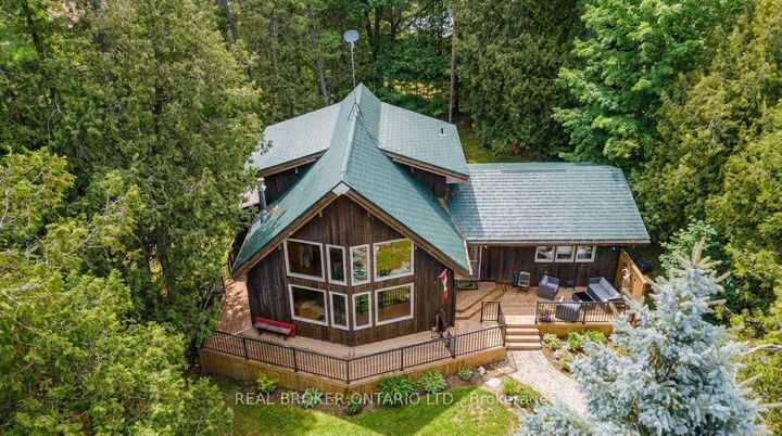 1 Woodland Drive — photo 1