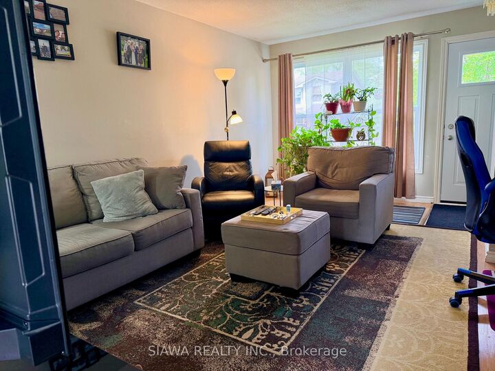 Property Photo: 1250 Jalna Boulevard 86 ON N6E 2W4