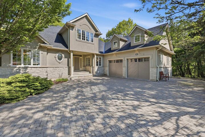 Property Photo: 1227 Riverbank Way ON L6H 6X4