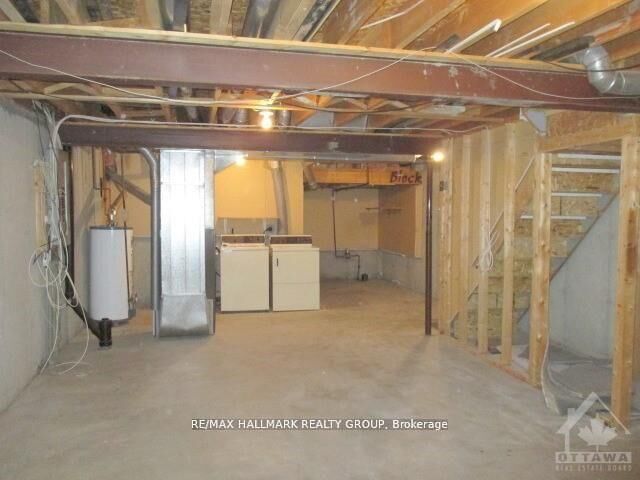 Property Photo: 84 Paddington Street - ON K1V 0S9