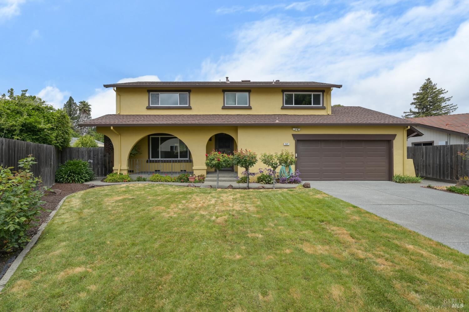Property Photo:  717 Glenhill Court  CA 94947 