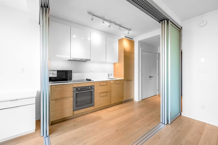Property Photo: 13438 Central Avenue 907 BC V3T 0N2