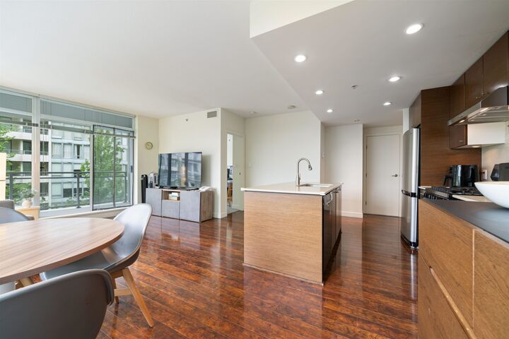 Property Photo:  5900 Alderbridge Way 608  BC V6X 0B6 
