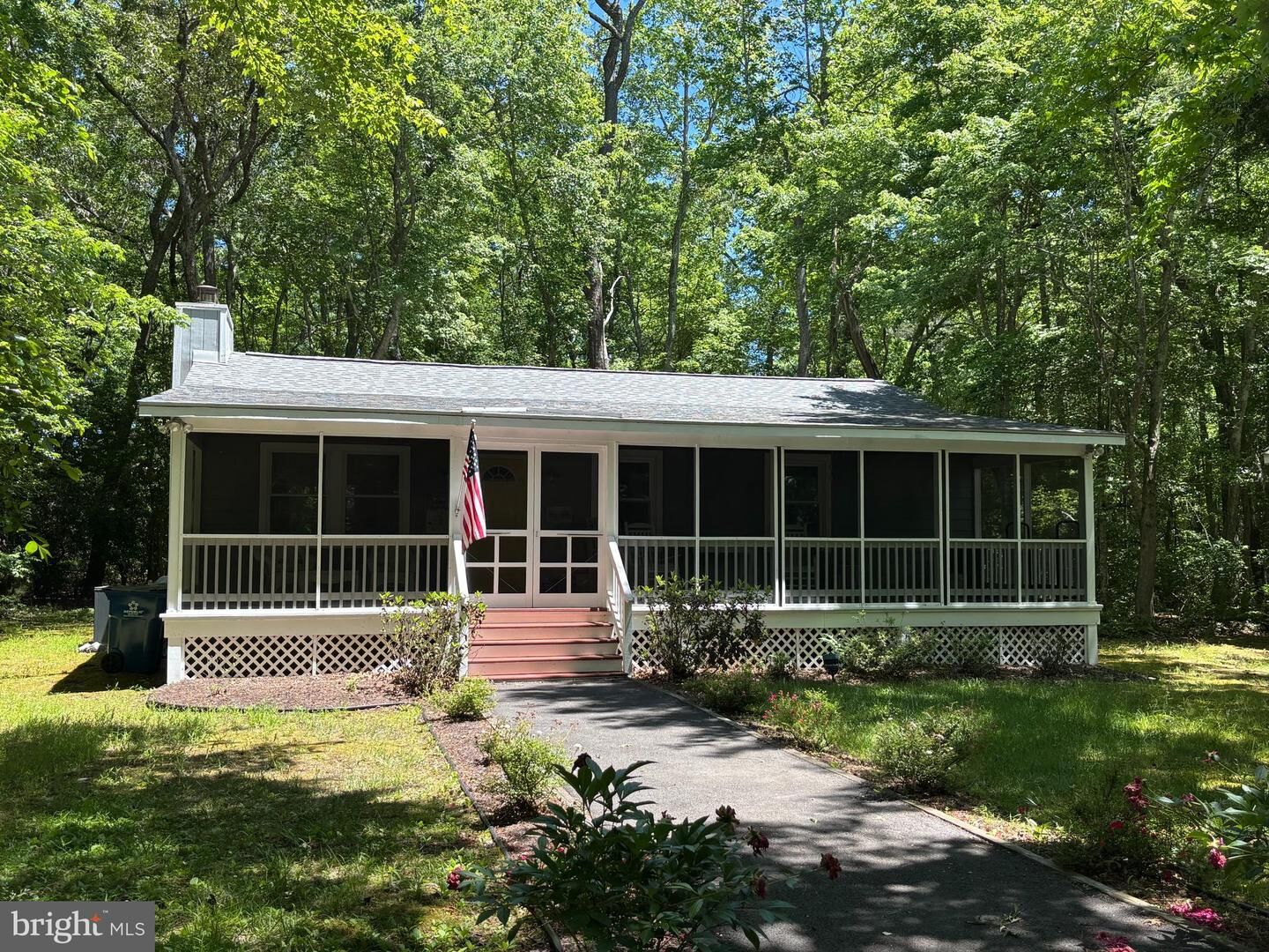 Property Photo: 126 Camelot Circle MD 21811