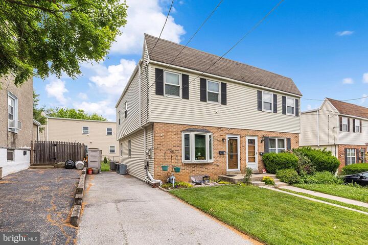 Property Photo:  159 Saint Charles Street  PA 19026 