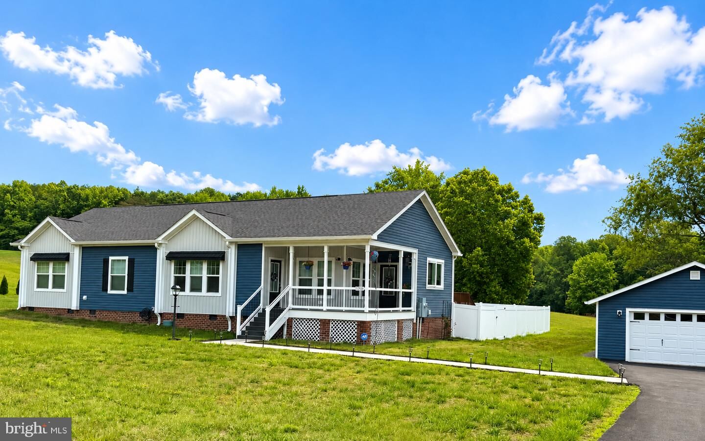 Property Photo:  15267 Kings Highway  VA 22485 