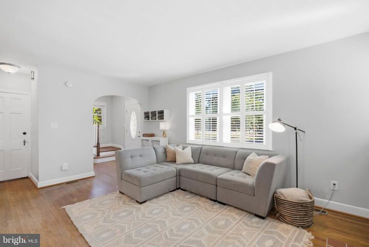 Property Photo: 4308 East West Highway MD 20782