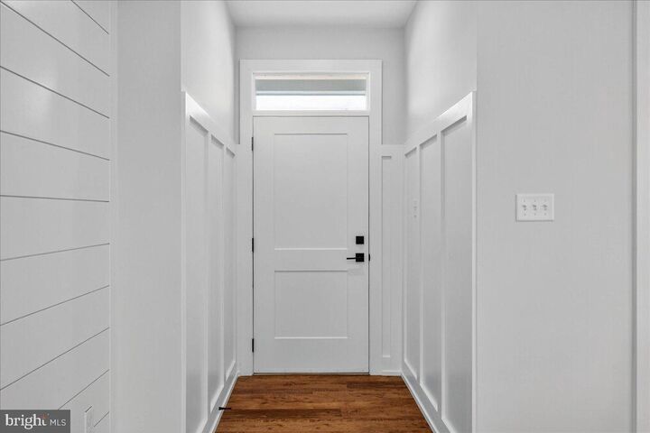 Property Photo: 409 Isabelle Court 201 PA 19438