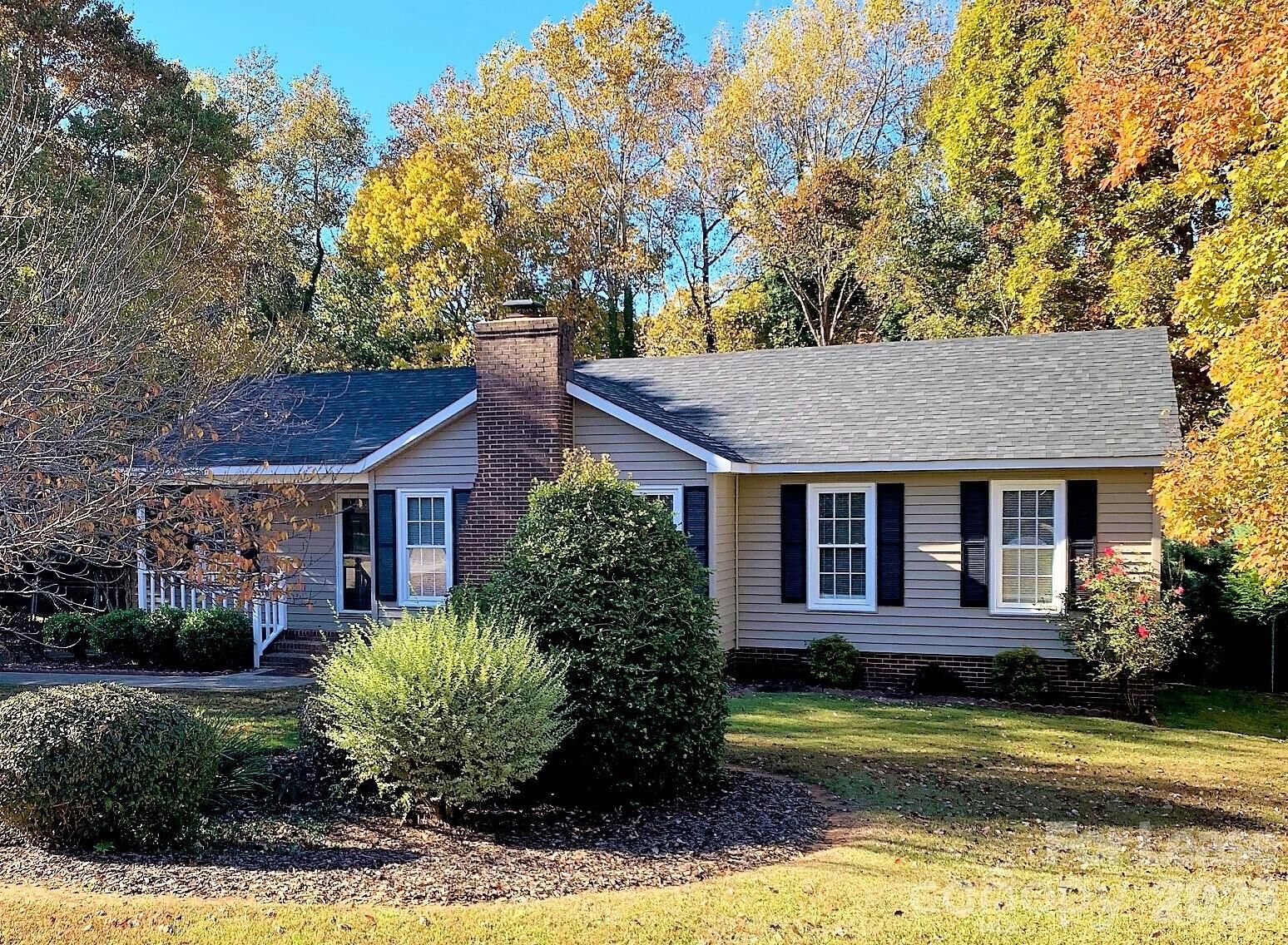 Property Photo:  518 Brook Forest Drive  NC 28012 