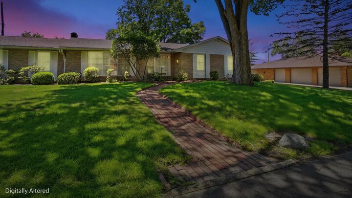 Property Photo:  426 Coventry Circle  OH 43701 