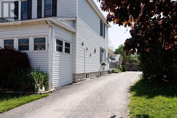 Property Photo:  61 Alma Street  ON N5P 3A9 