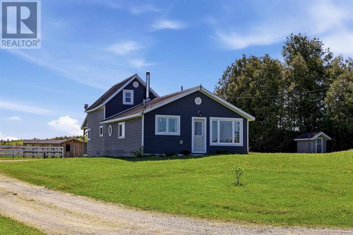 540 Smith Rd — photo 1