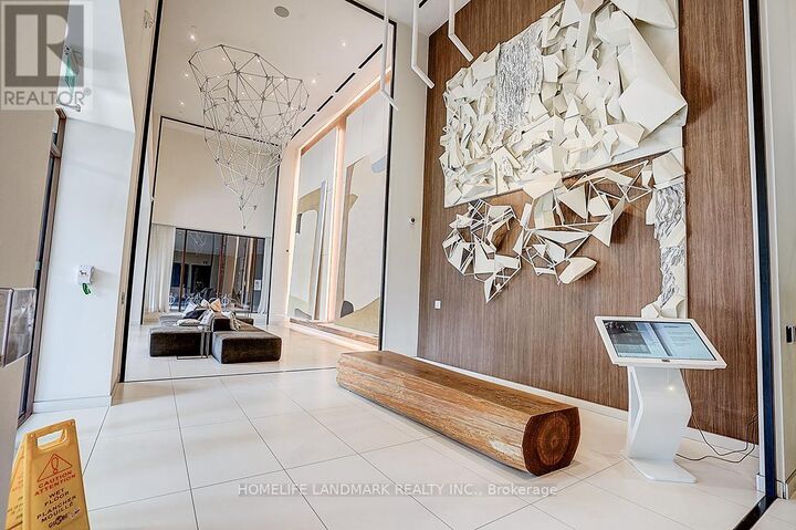 Property Photo:  15 Lower Jarvis Street 2809  ON M5E 0C4 