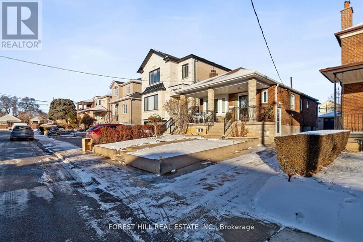 Property Photo: 55 Hartley Avenue Main ON M6E 4E9