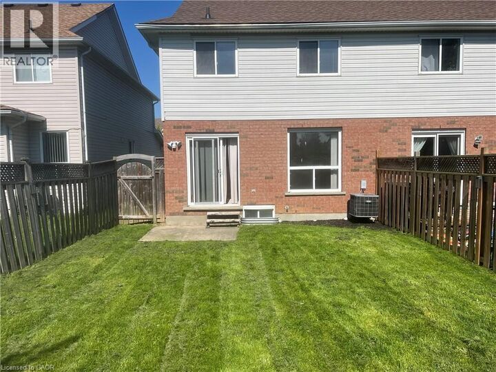 Property Photo: 16 King William Court ON N3C 4J2