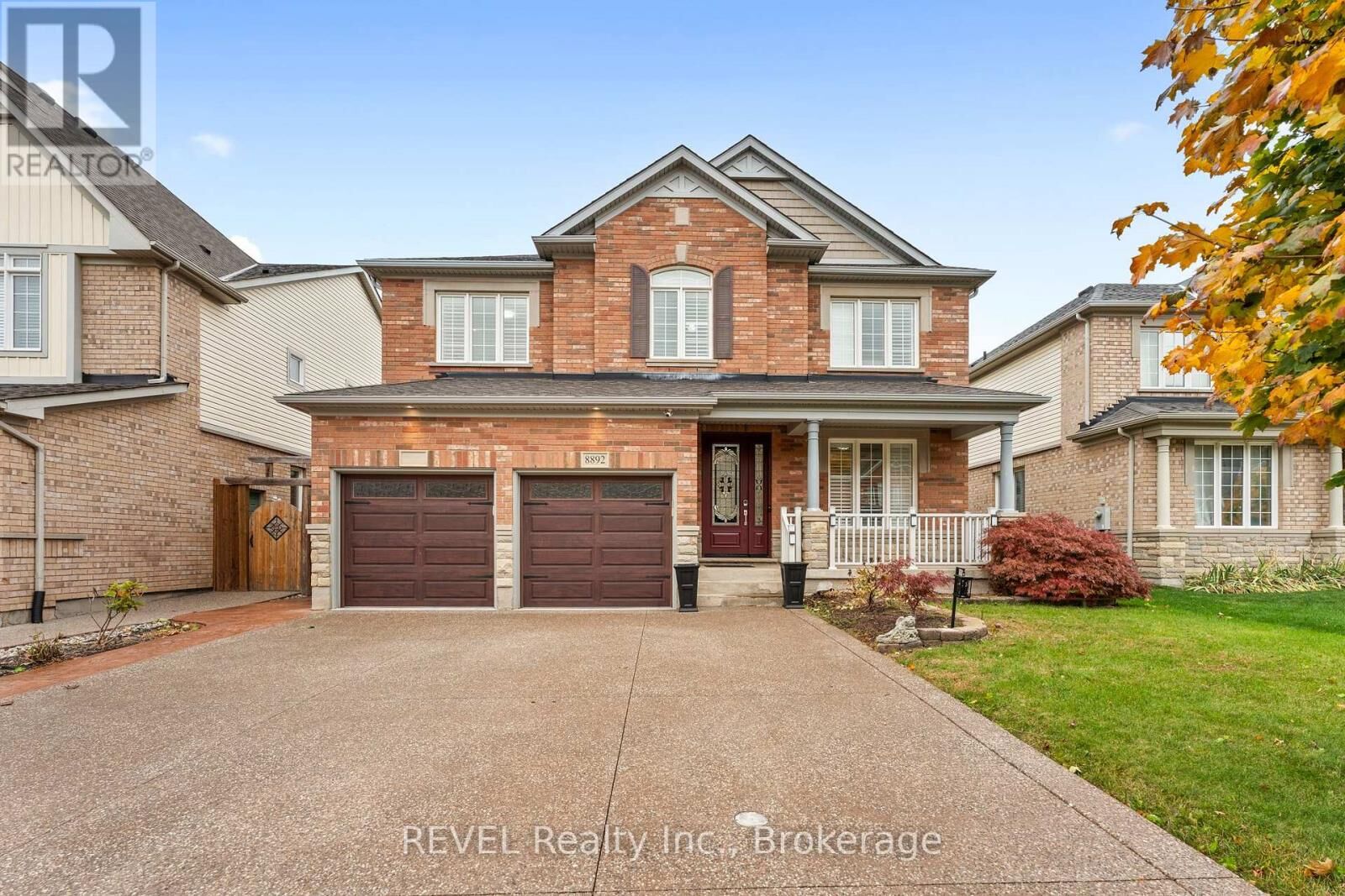Property Photo: 8892 Kudlac Street ON L2H 0C5