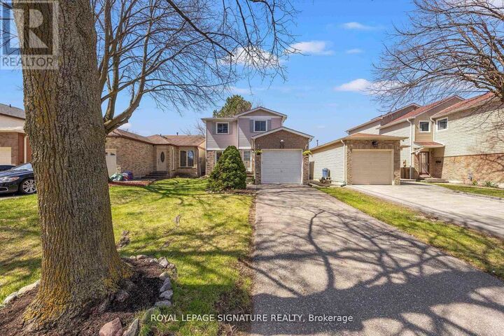 Property Photo: 22 Madsen Crescent ON L3R 4P3
