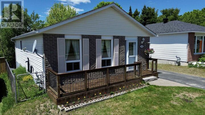 Property Photo: 130 Taylor Blvd ON P5A 3K8