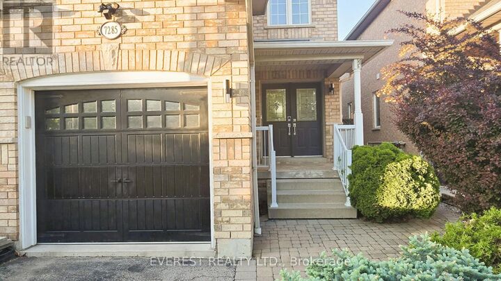 Property Photo:  7285 Gagliano Drive  ON L5W 1X3 