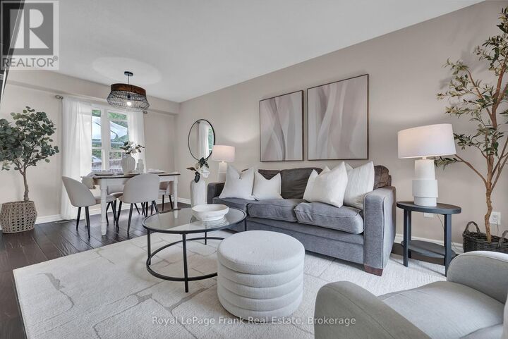 Property Photo:  107 Yorkville Drive  ON L1E 2A6 
