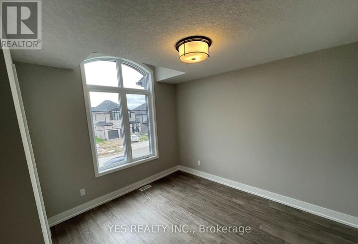 Property Photo:  87 Doon Creek Street  ON N2R 0M3 