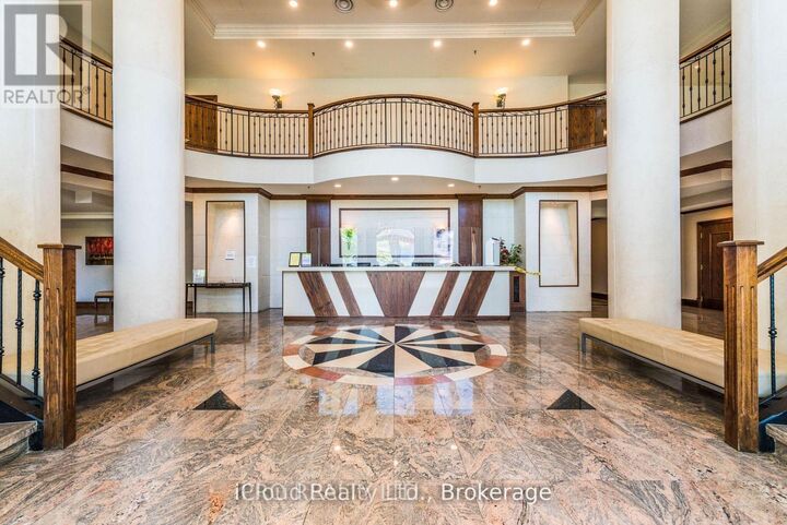Property Photo: 156 Enfield Place 302 ON L5B 4L8
