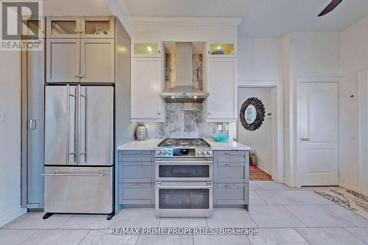 Property Photo:  42 Cornell Meadows Avenue  ON L6B 1B6 