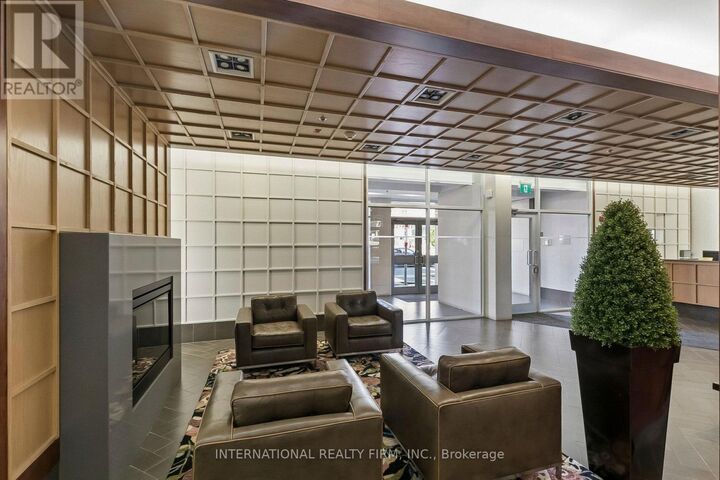 Property Photo:  3391 Bloor Street West 1011  ON M8X 1G3 