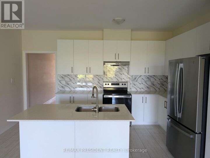 Property Photo: 110 Stonebrook Way ON N0C 1H0
