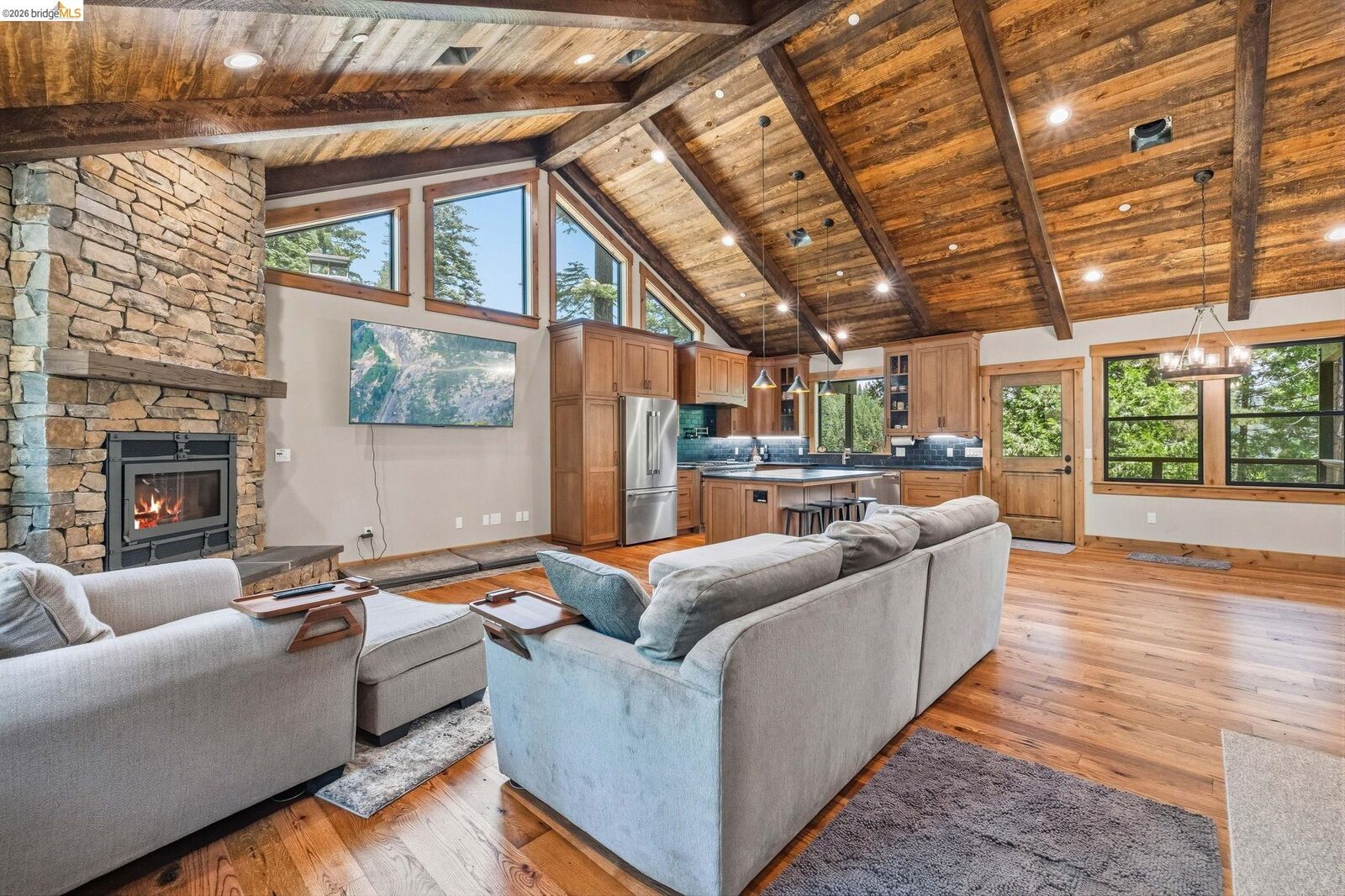 Property Photo: 29495 Kerns Dr CA 95335
