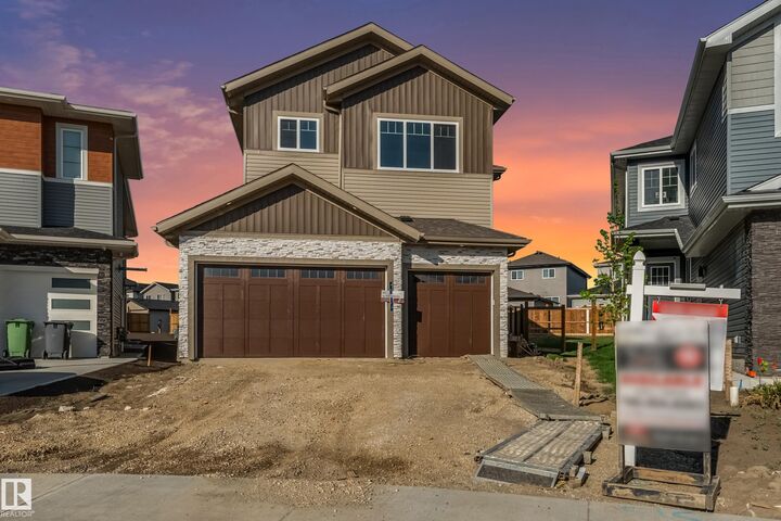 4015 39 Street — photo 1