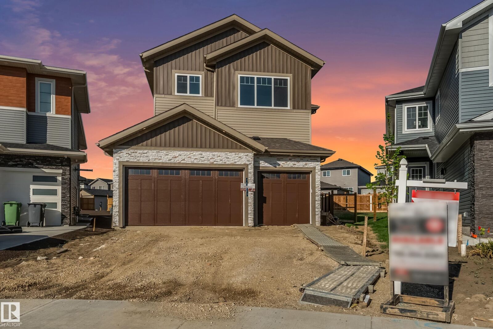 Property Photo: 4015 39 Street AB T4X 3B5