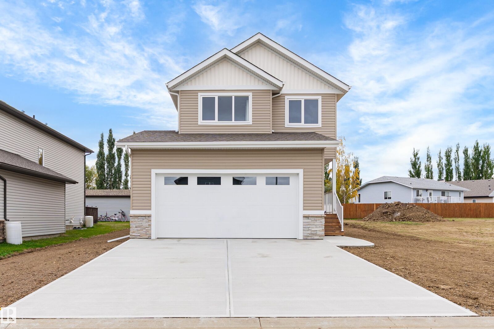 Property Photo:  5121 53A Avenue  AB T0G 1L0 