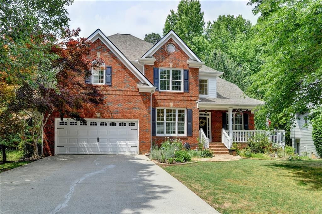 Property Photo: 2555 Bent Creek Drive GA 30041