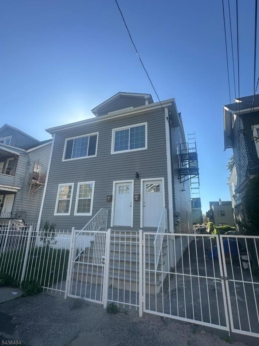 Property Photo: 272 Schley St NJ 07112