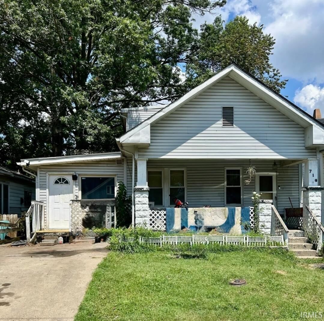 Property Photo: 716 Covert Avenue IN 47713