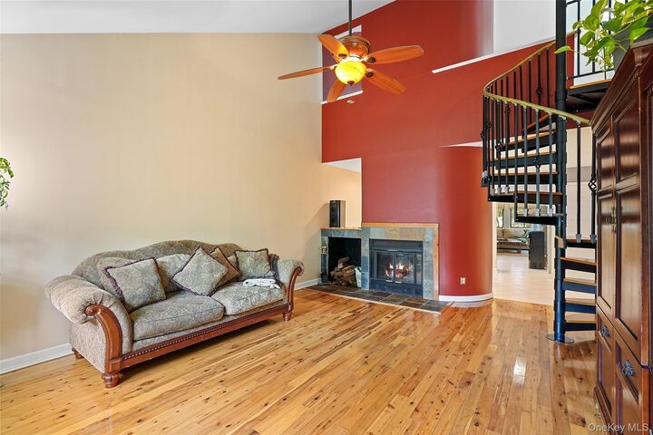 Property Photo:  40 Bittersweet Lane  NY 10590 