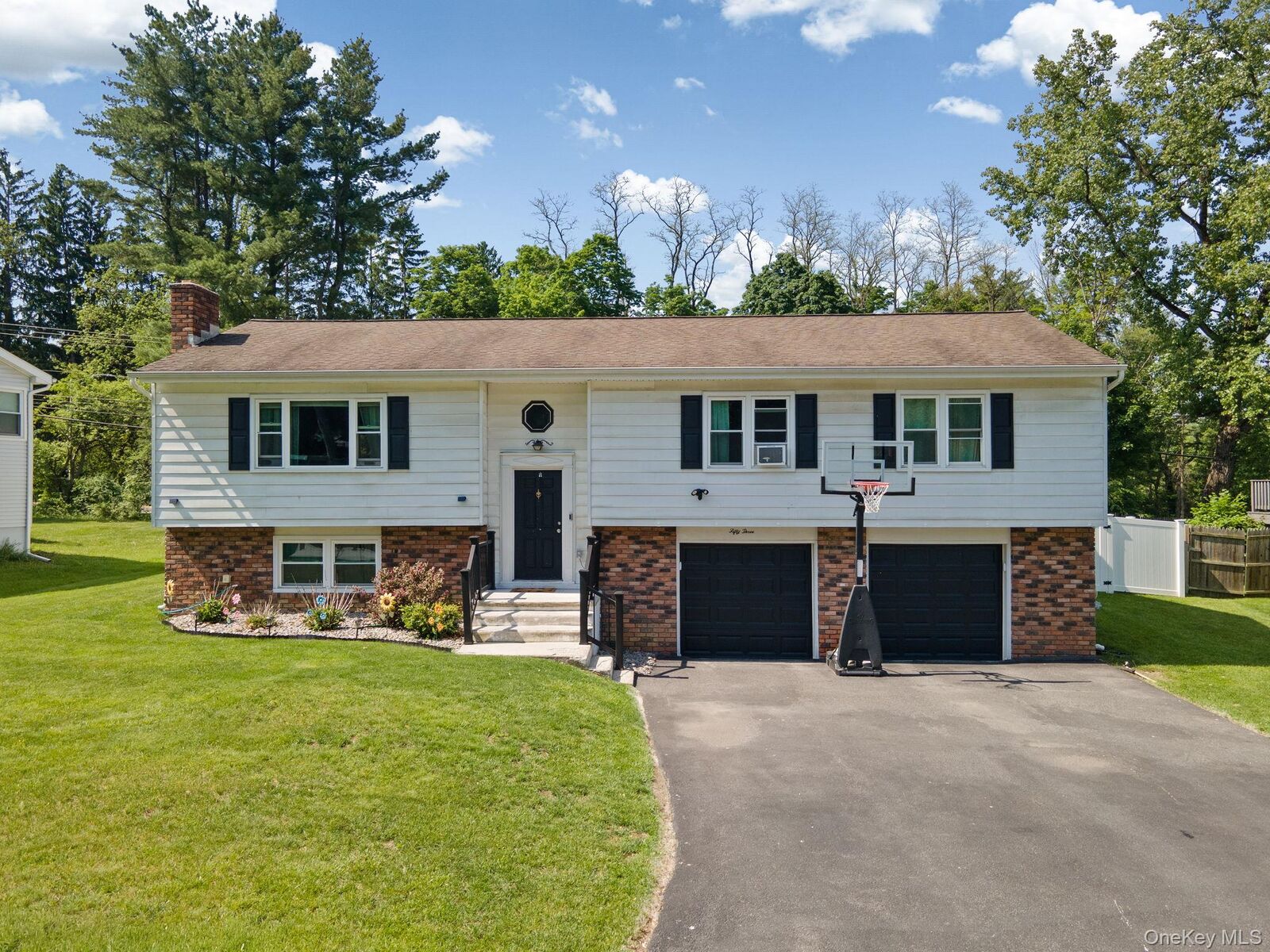 Property Photo: 53 Carriage Hill Lane NY 12603