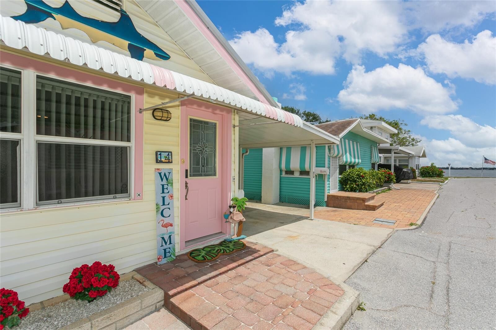 Property Photo:  14 Lafayette Street  FL 34208 